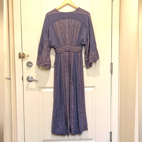 Stunning Free People 0 Modern Kimono Powder Blue Patterned Lace Front Dress - Picture 8 of 9